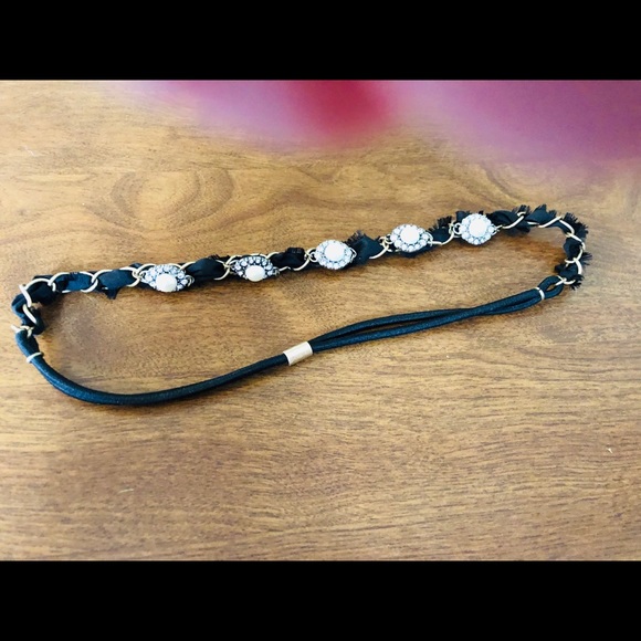 Crystal and pearl headband - Picture 1 of 2